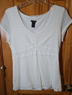 Ann Taylor Women's Lace V-Neck Short Sleeve Top in Ivory
